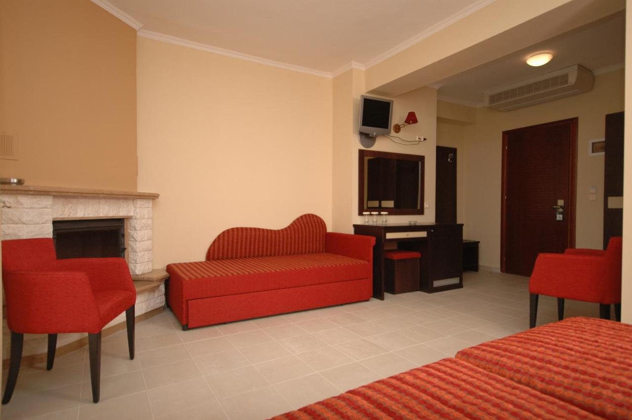 4 Epoxes Hotel Spa Loutraki  Phòng bức ảnh