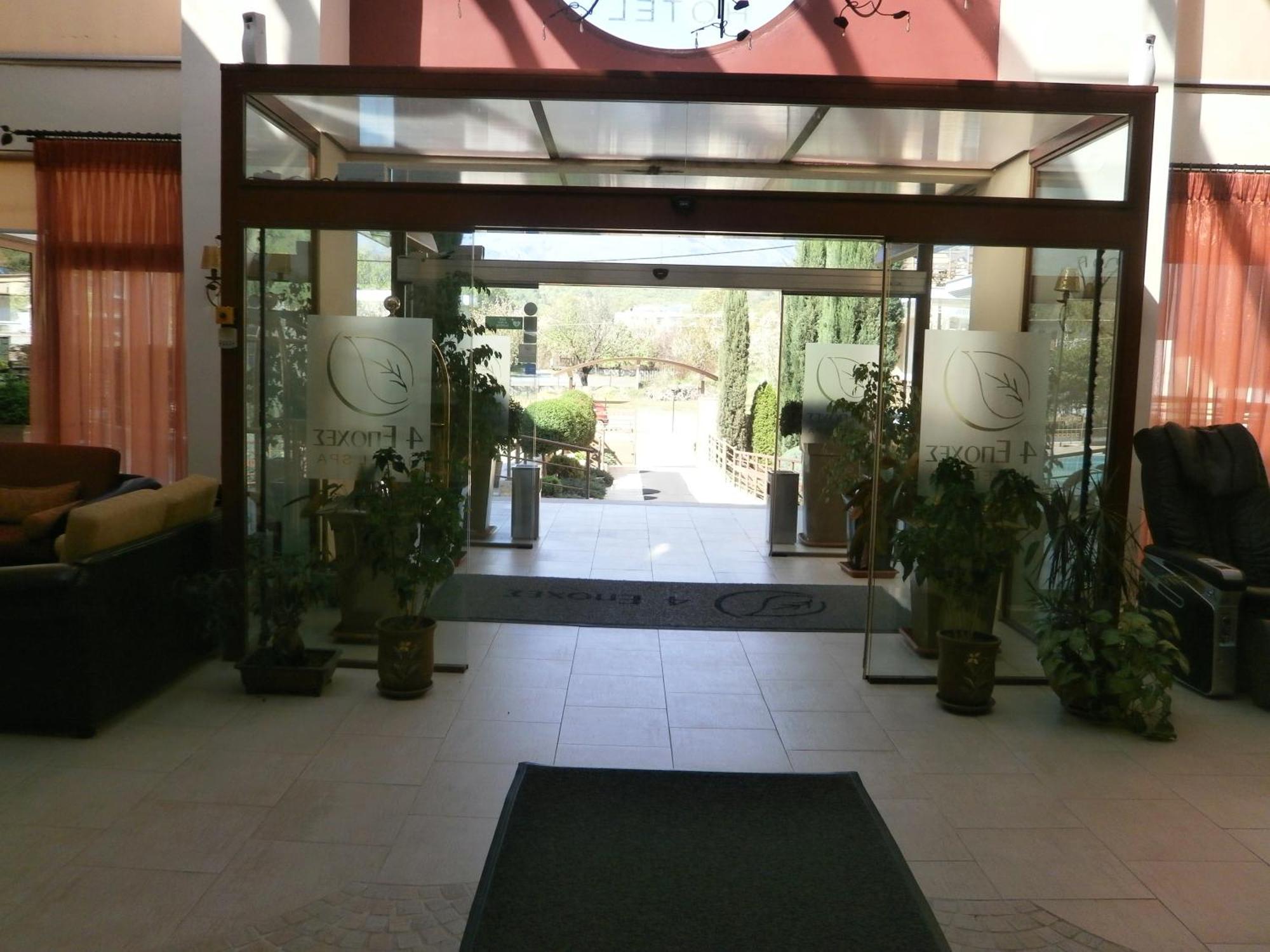 4 Epoxes Hotel Spa Loutraki  Ngoại thất bức ảnh